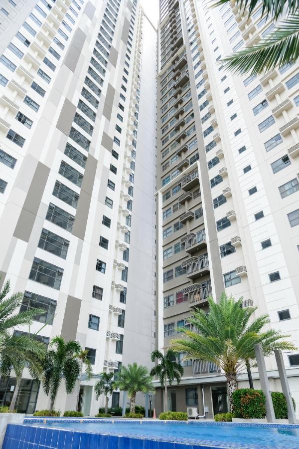 Ezeniel'S Place At Horizons 101 Condominium Cebu Stadt Exterior foto